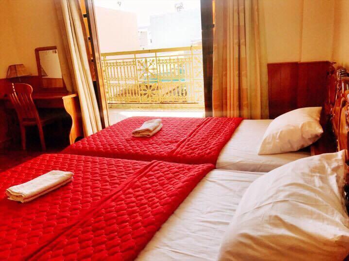 Lucky Hotel Куинён Экстерьер фото