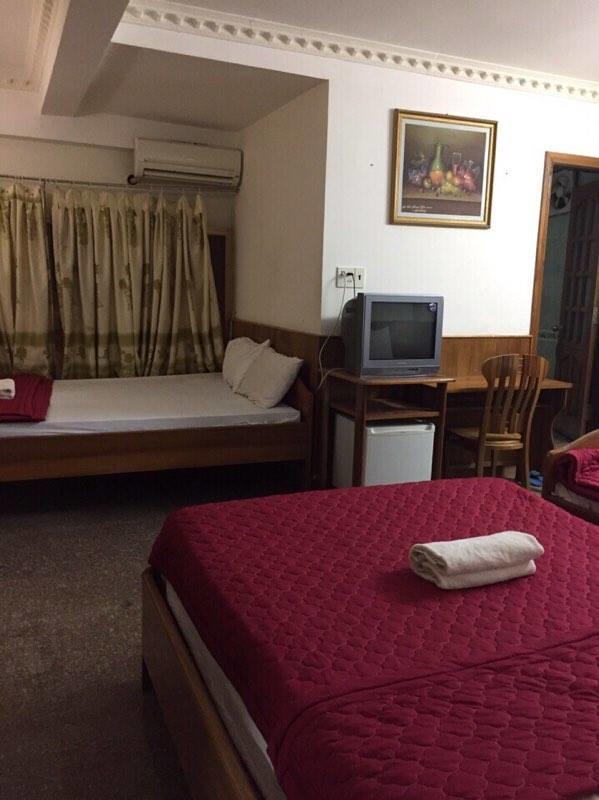 Lucky Hotel Куинён Экстерьер фото
